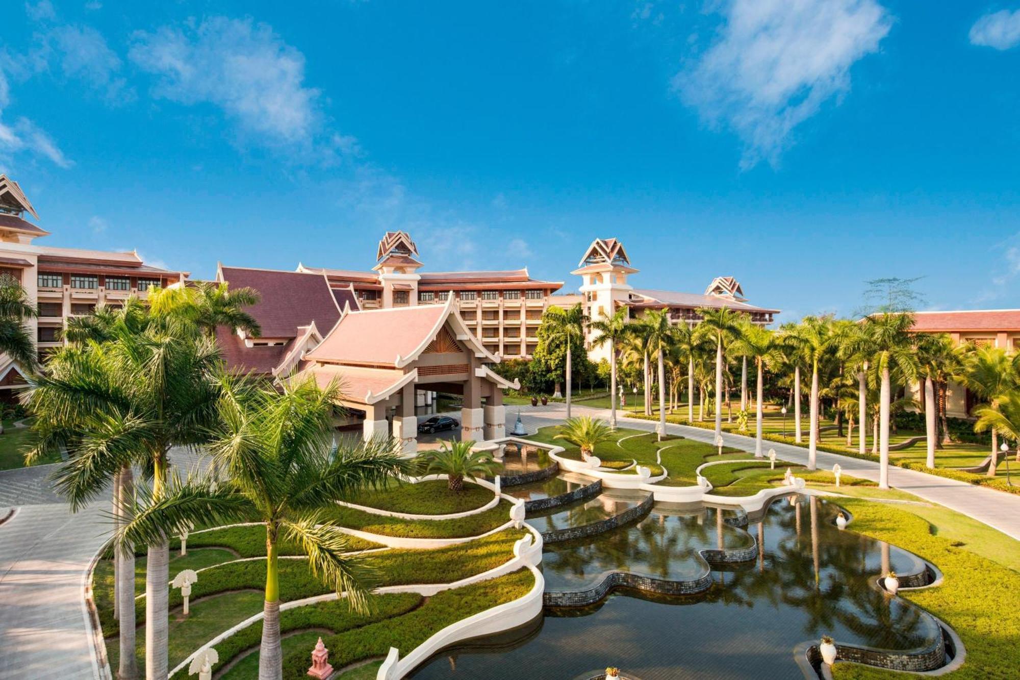Sheraton Grand Xishuangbanna Hotel Jinghong Exterior photo