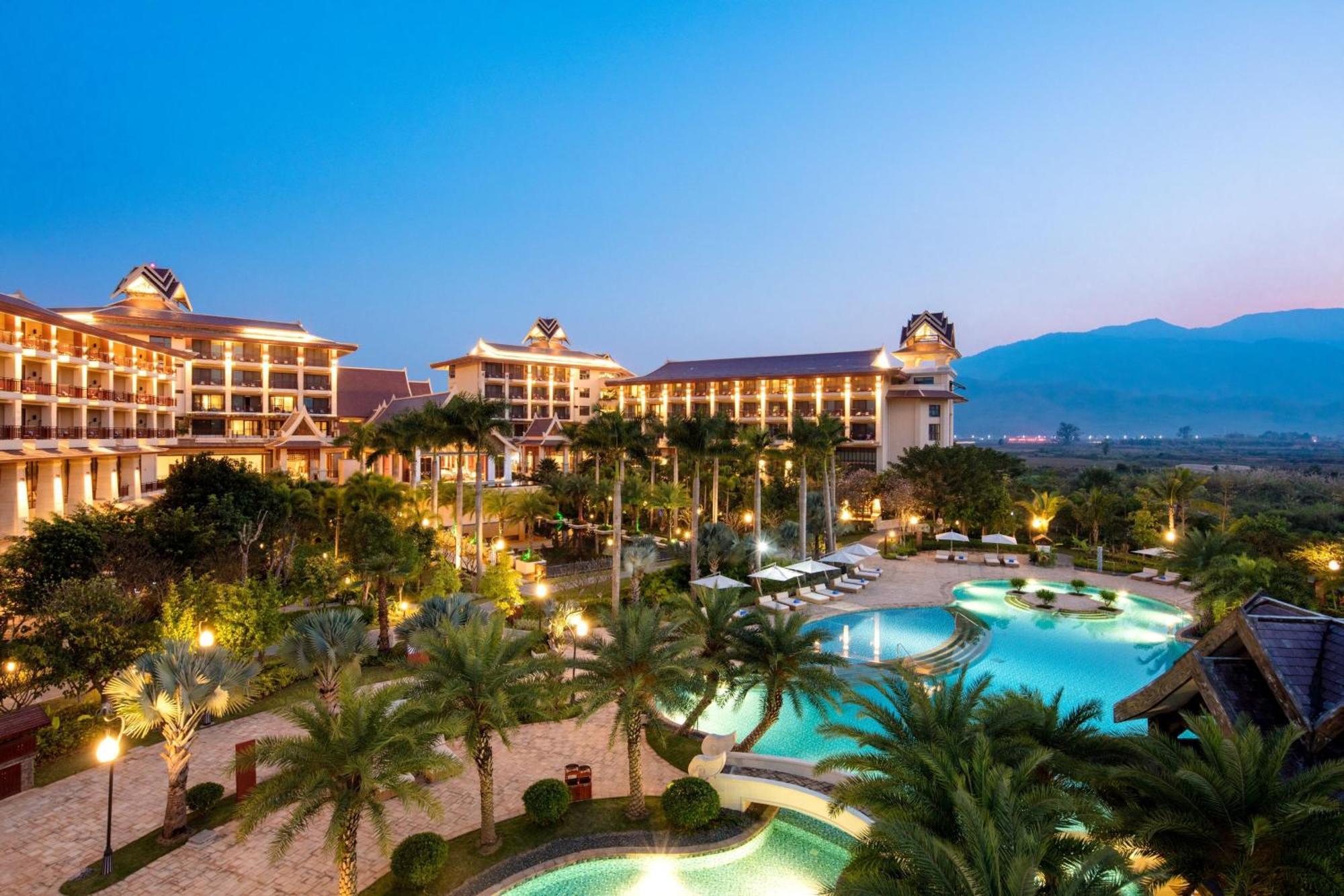 Sheraton Grand Xishuangbanna Hotel Jinghong Exterior photo